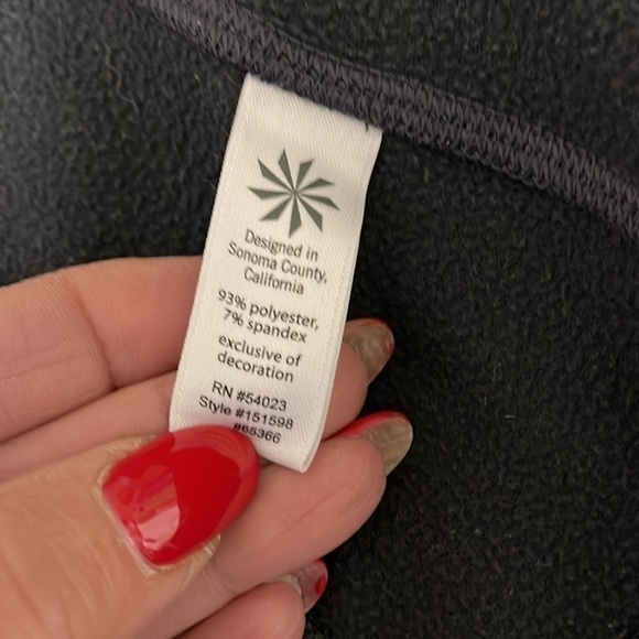 ATHLETA women’s zip up hoodie size XS - Picture 6 of 9